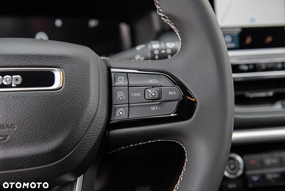 Jeep Compass - 21