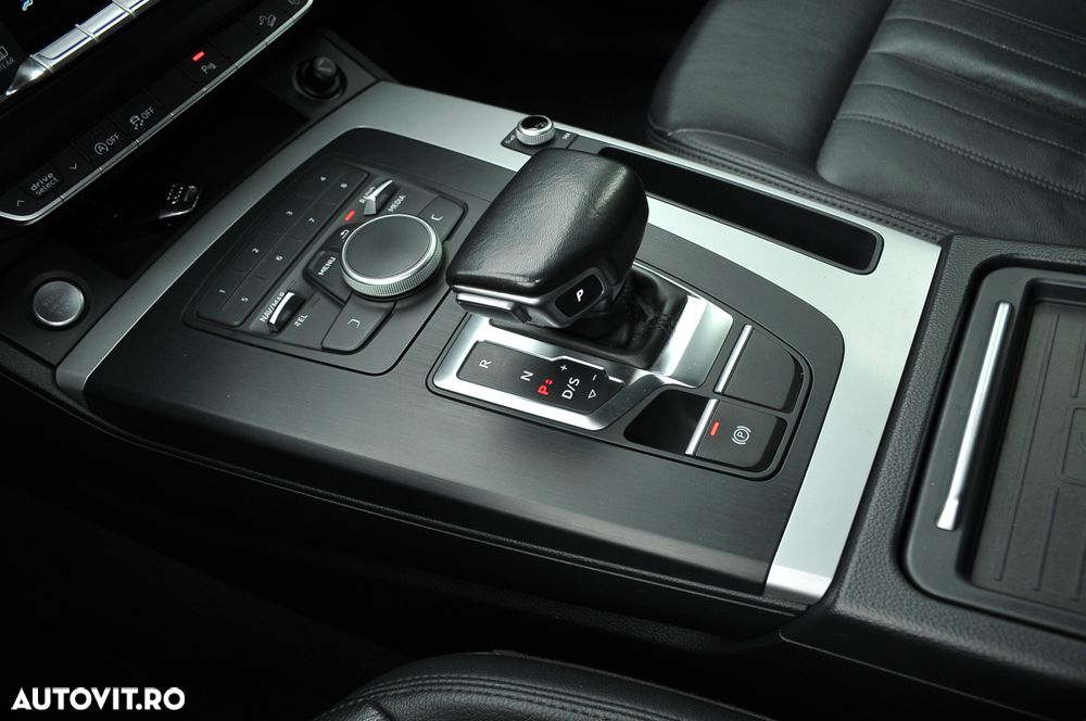 Audi Q5 40 TDI quattro S tronic - 27