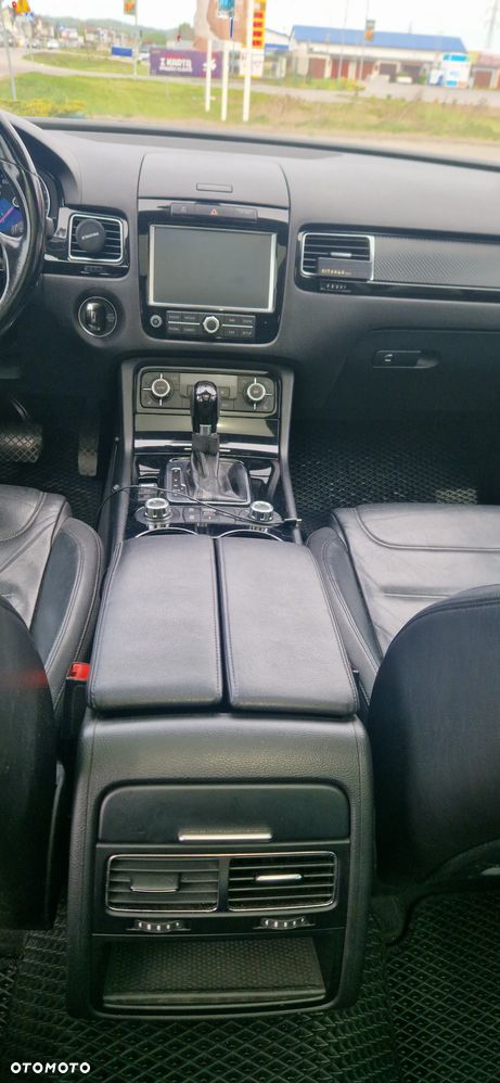 Volkswagen Touareg 3.0 V6 TDI BMT - 10