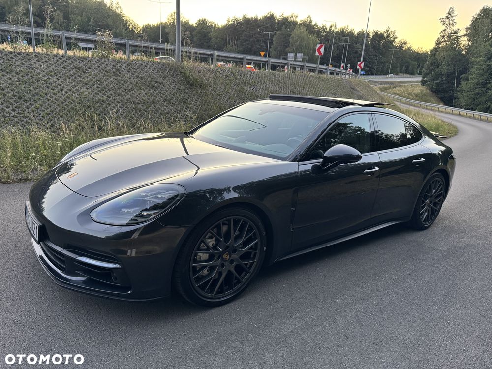 Porsche Panamera 4 - 4