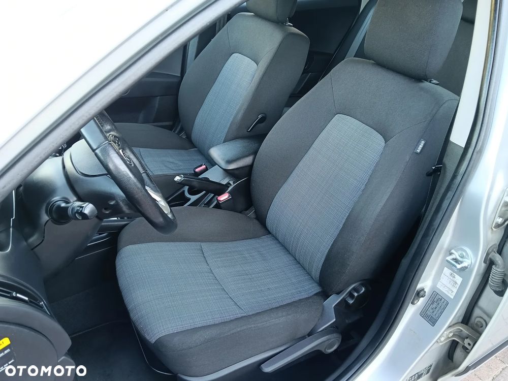 Kia Ceed 1.6 Comfort + - 12