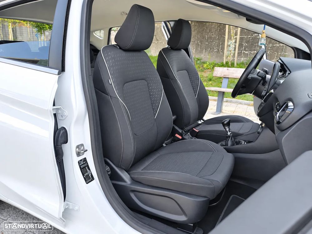 Ford Fiesta 1.5 TDCi Titanium - 33