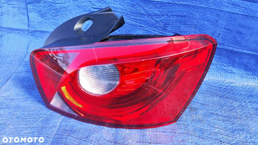 LAMPA LEWY PRAWY TYŁ KOMPLETNA WKŁAD LAMPY SEAT IBIZA IV 6J LIFT 12- 5D - 2