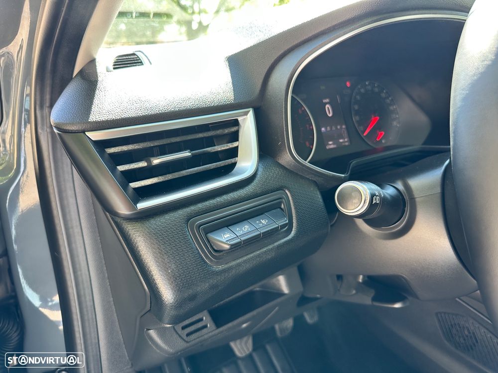 Renault Clio 1.0 TCe Intens - 25