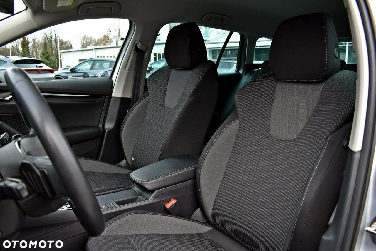 Skoda Octavia - 11
