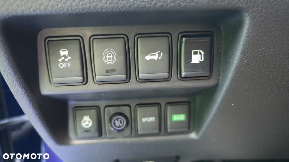 Nissan Rogue - 11