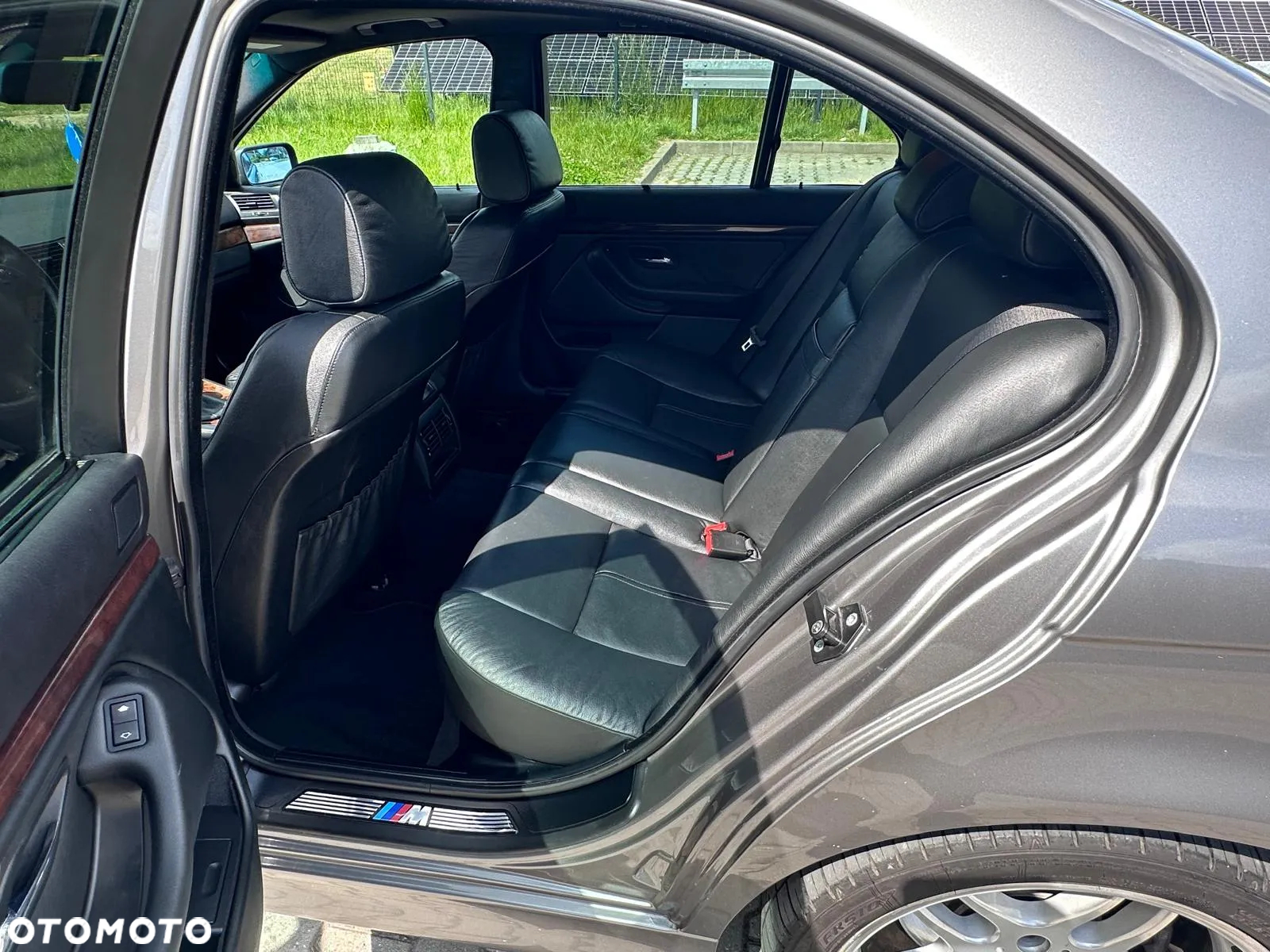 BMW Seria 5 540i - 13