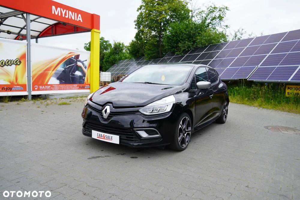 Renault Clio - 11