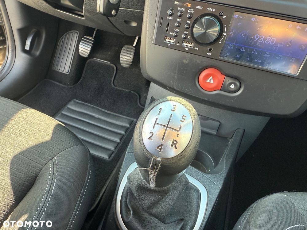 Renault Clio 1.2 16V 75 Dynamique - 22