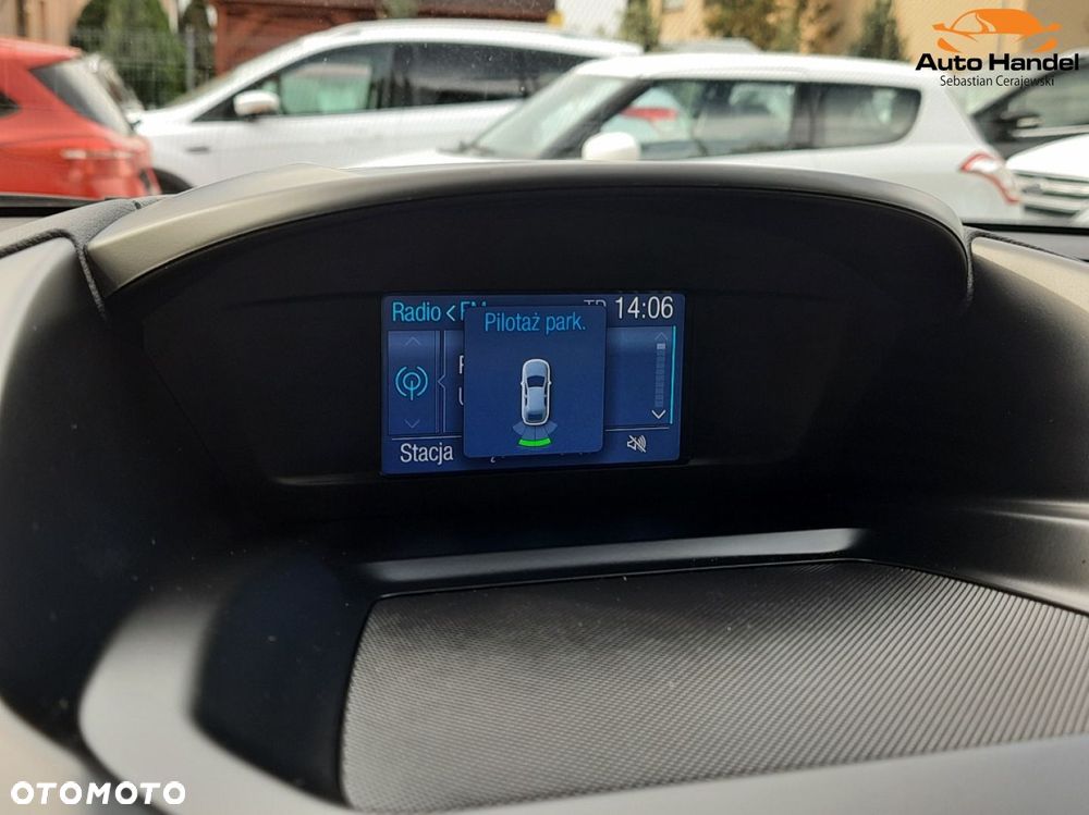 Ford Kuga - 31
