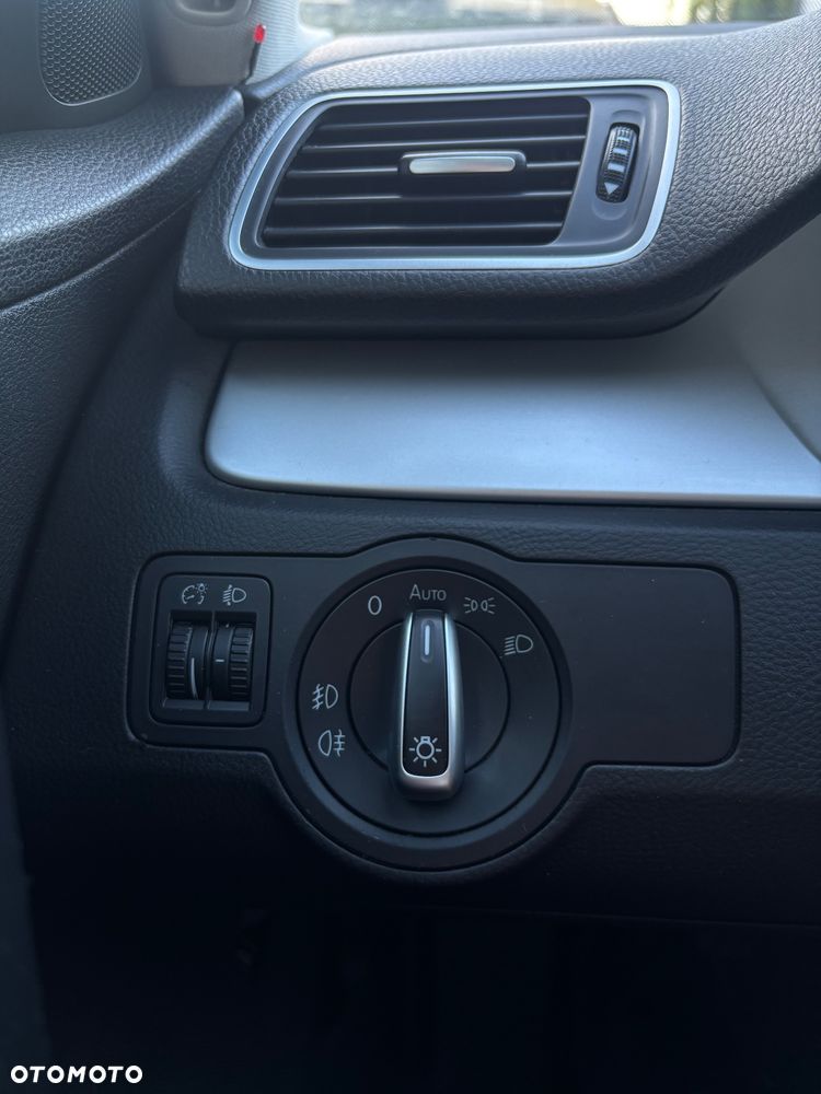Volkswagen Passat - 14