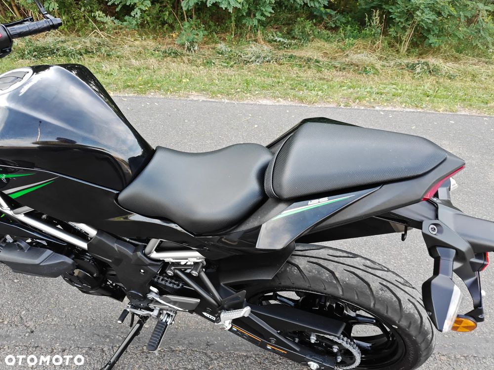 Kawasaki Z - 12