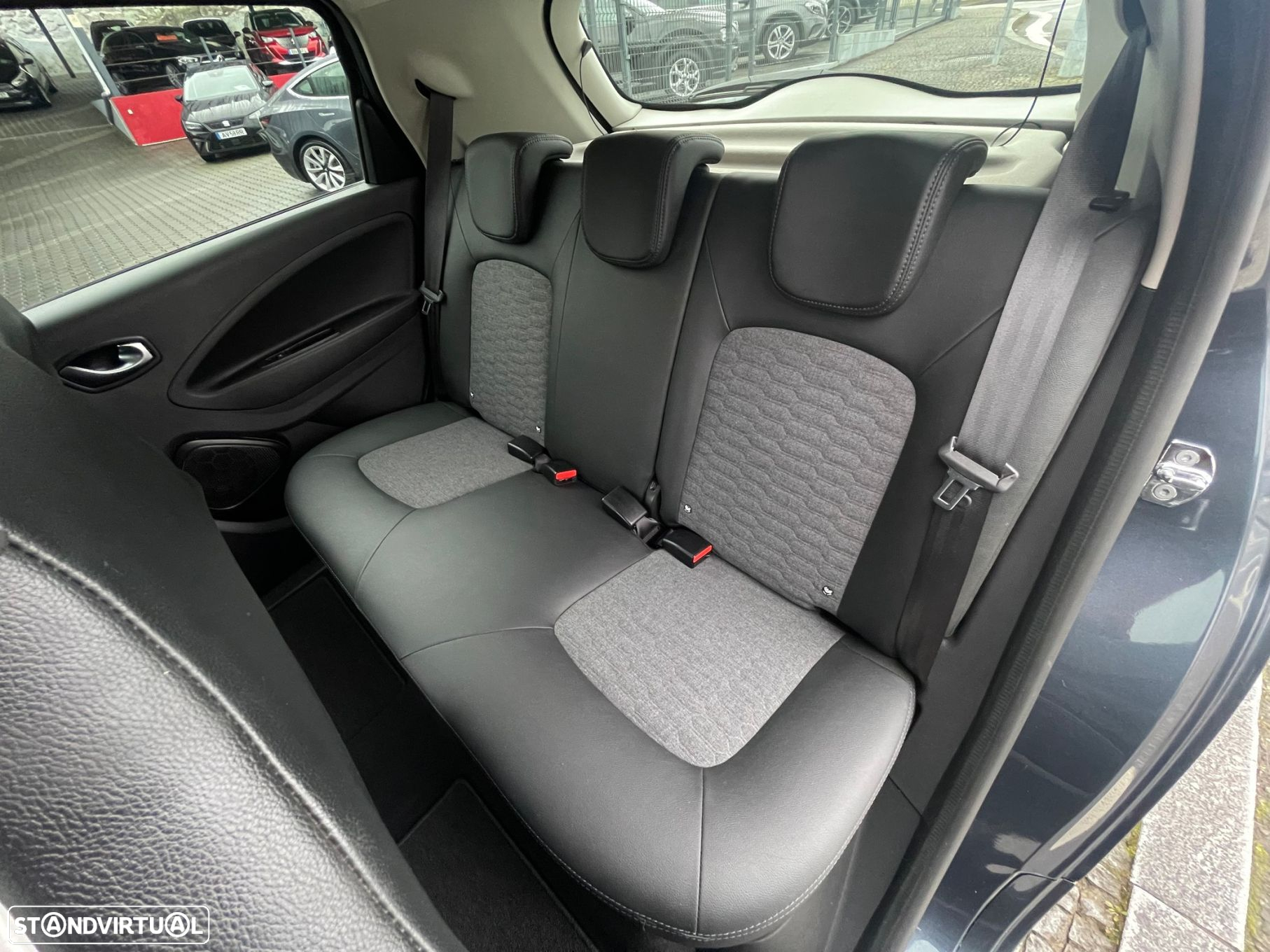Renault Zoe - 46