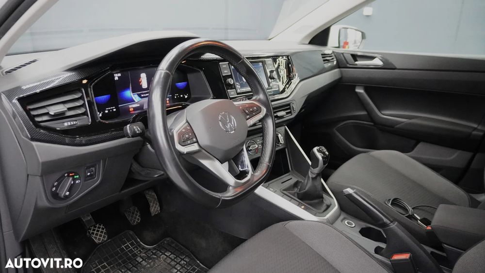 Volkswagen Polo - 16