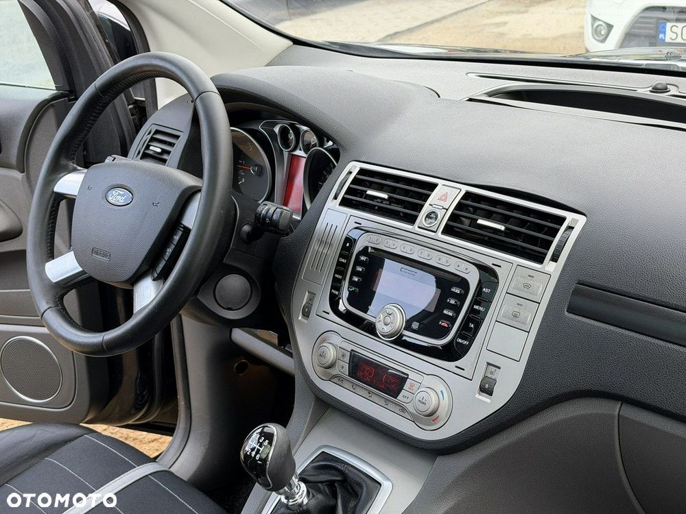 Ford Kuga - 15