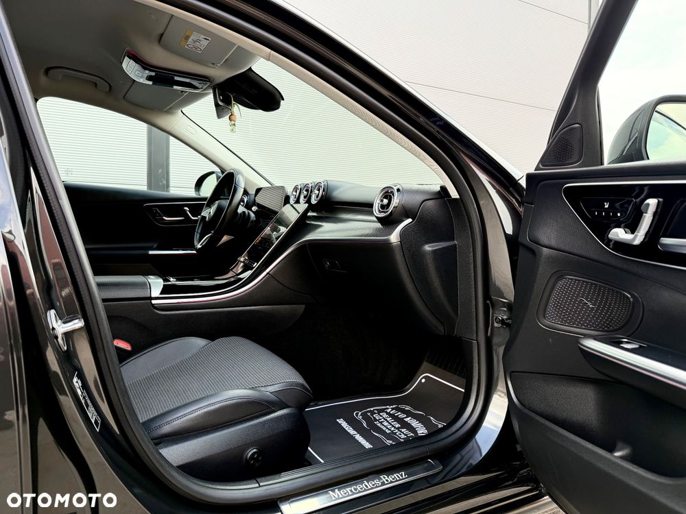 Mercedes-Benz Klasa C 220 d 9G-TRONIC Avantgarde - 31