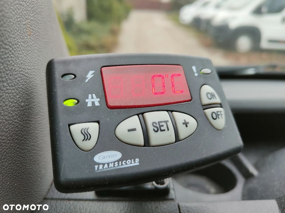 Mercedes-Benz Sprinter 316 2018r Chłodnia Mroźnia -20*C CARRIER XARIOS 350 KONTENER - 17