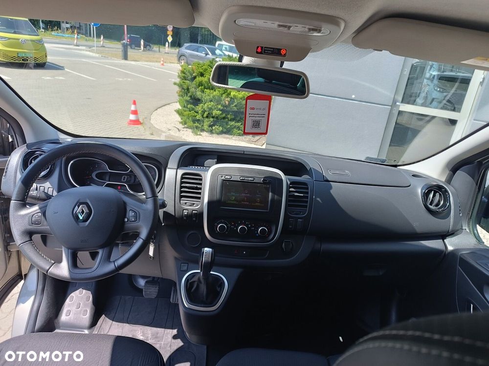 Renault Trafic - 16