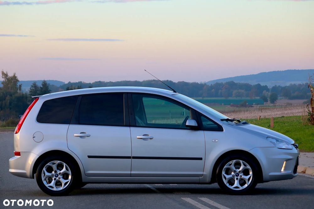 Ford C-MAX 1.8 Titanium - 4
