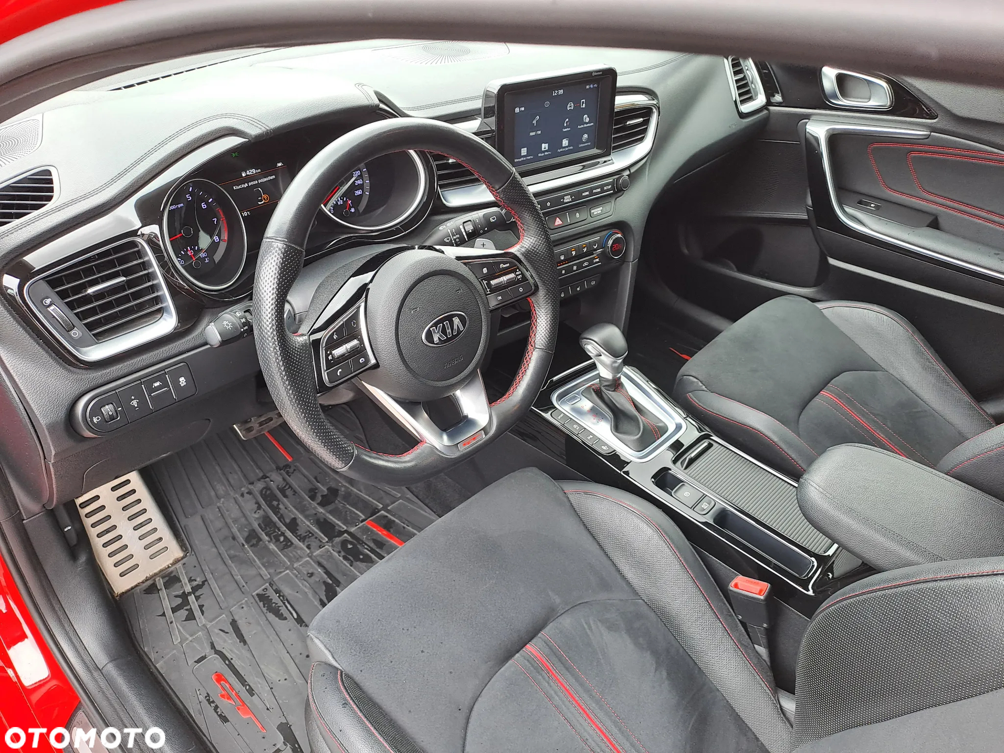 Kia ProCeed 1.6 T-GDI GT DCT - 13