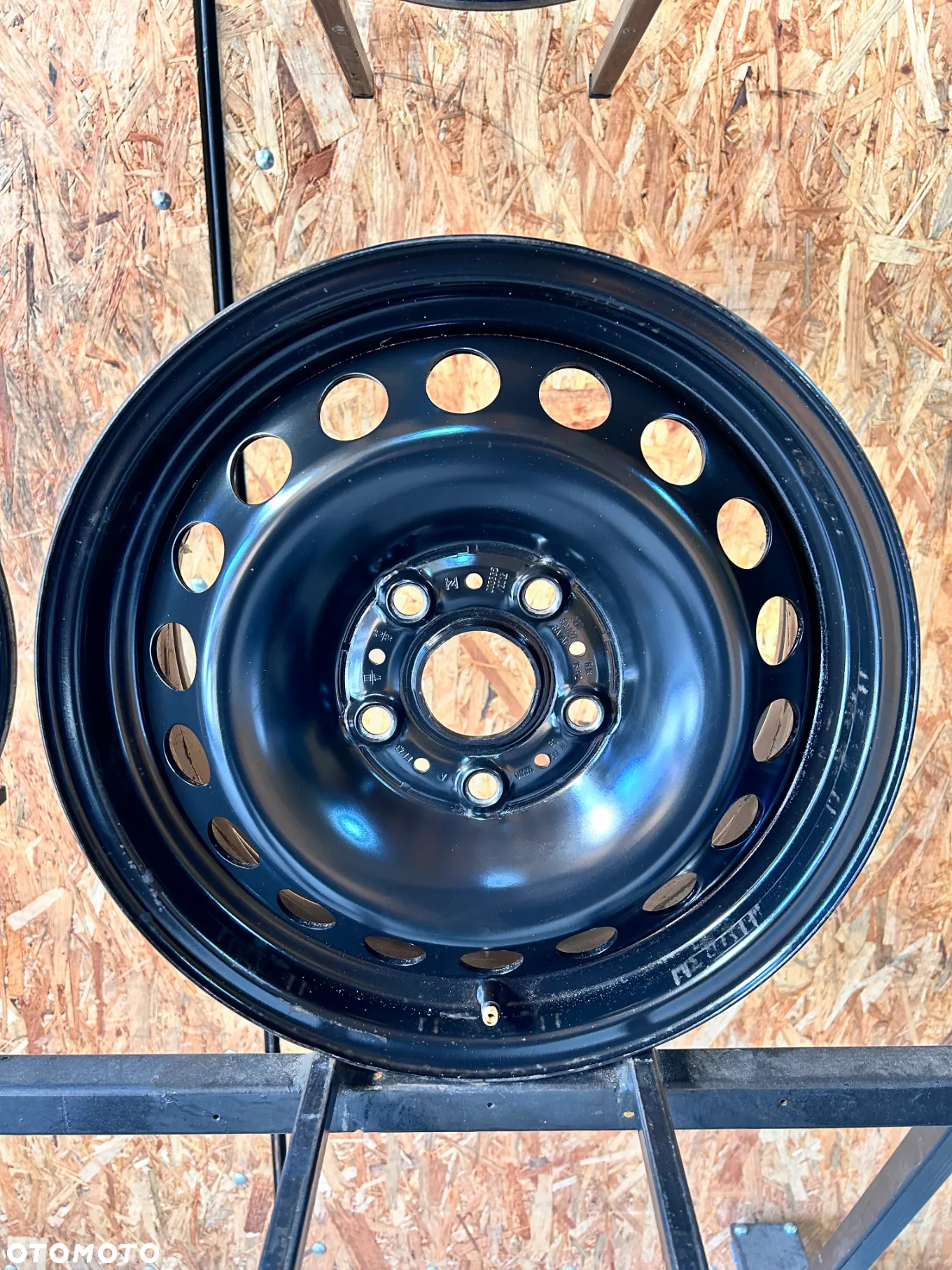 4 FELGI STAL. VW GOLF 7 , CADDY , SEAT LEON 3 , SKODA OCTAVIA 3  15'' 6J  ET43 - 5