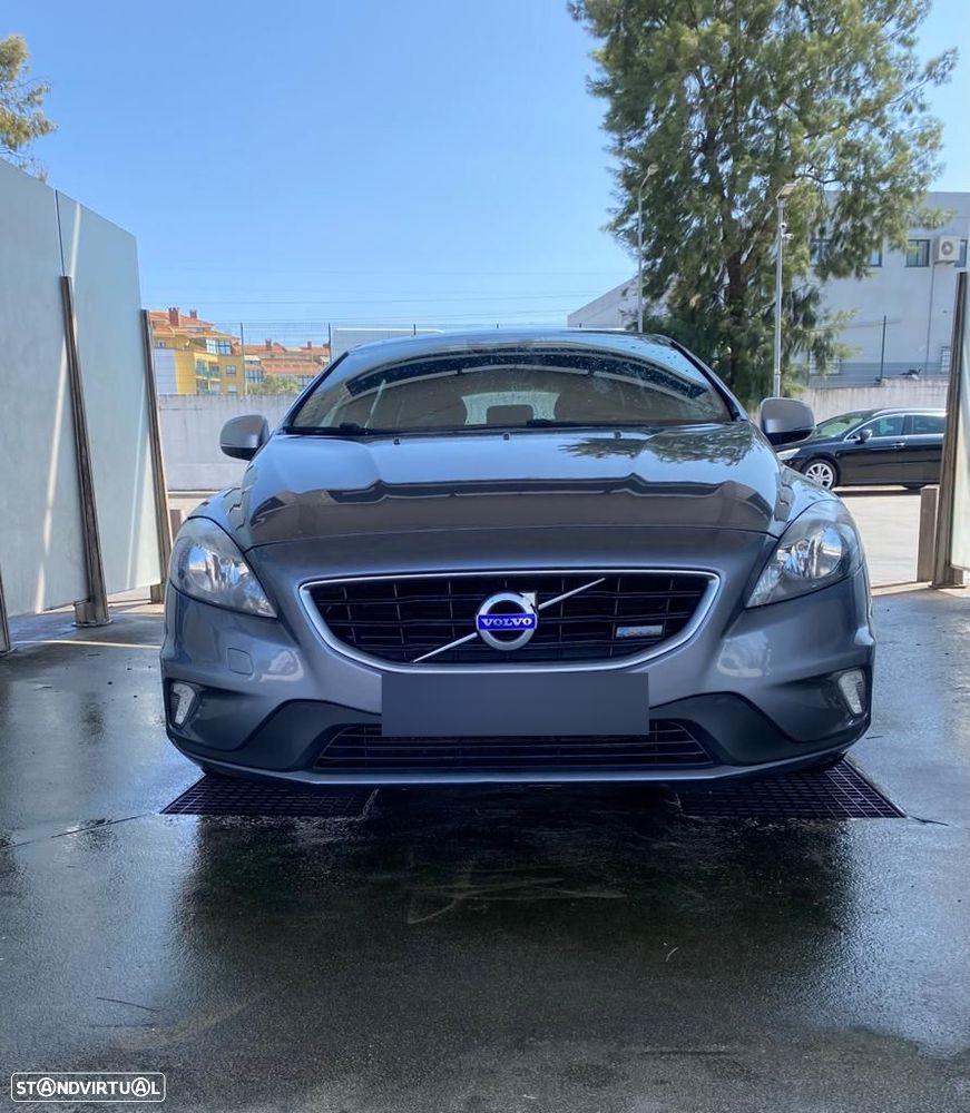 Volvo V40 D4 RDesign - 16