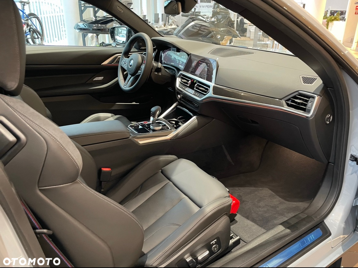 BMW M4 Competition M xDrive sport - 17