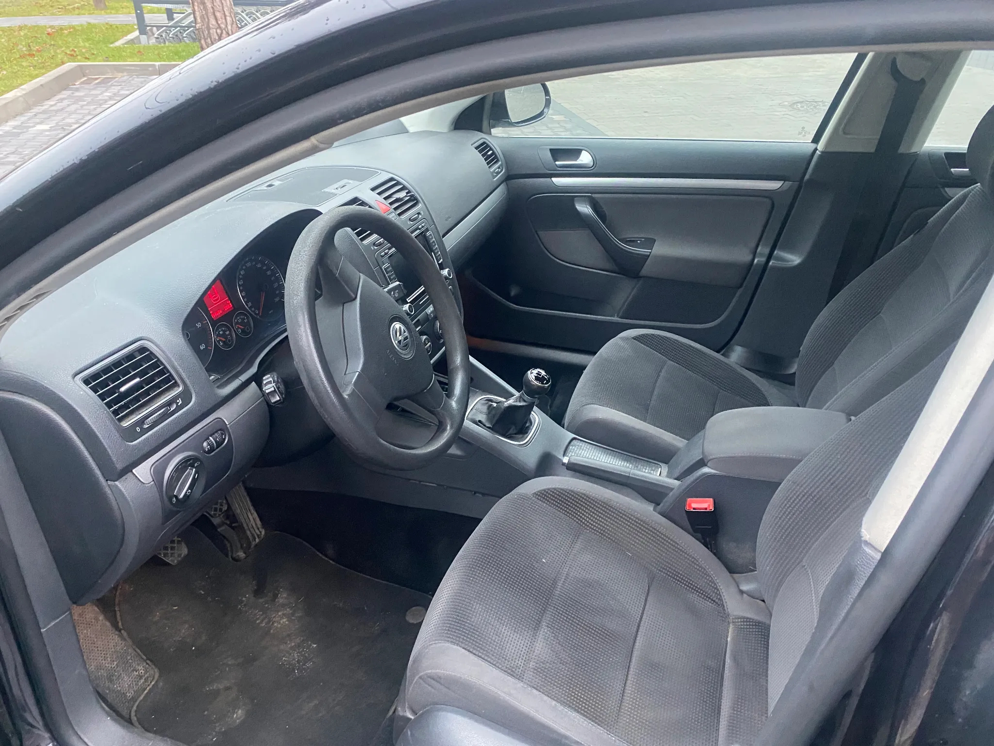 Volkswagen Jetta 1.9 TDI Comfortline - 8