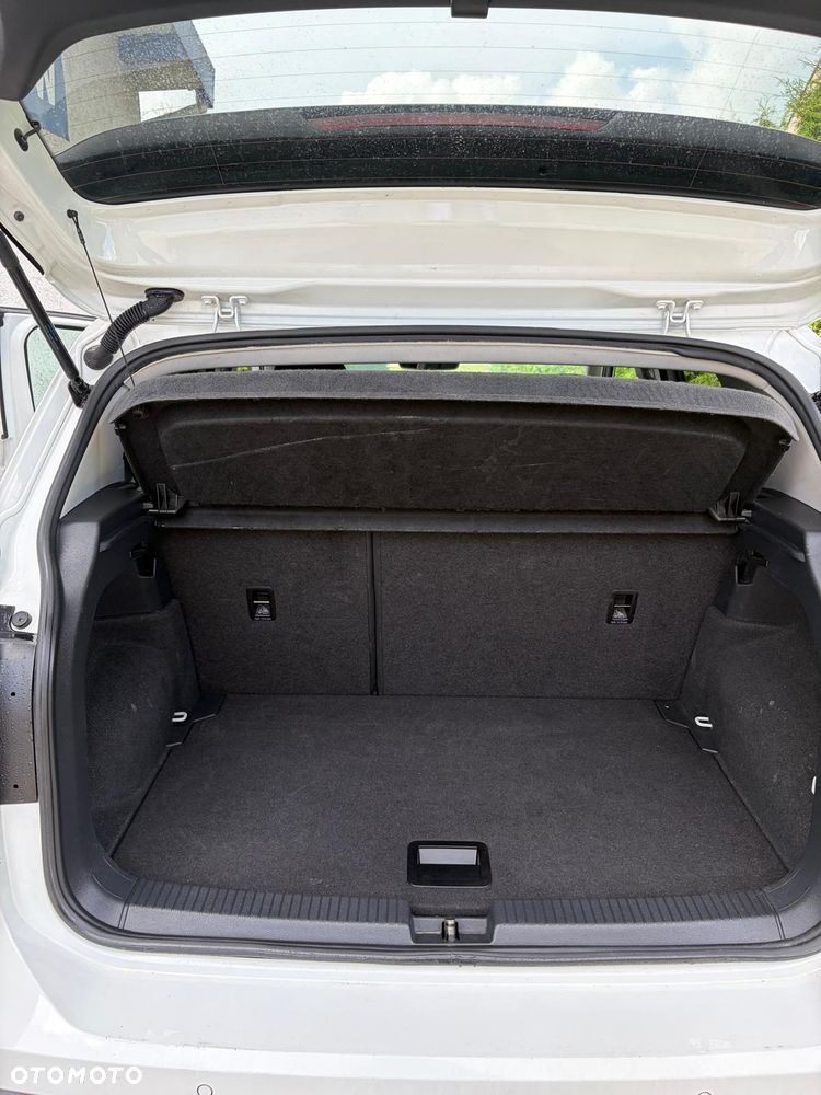 Volkswagen T-Cross - 19
