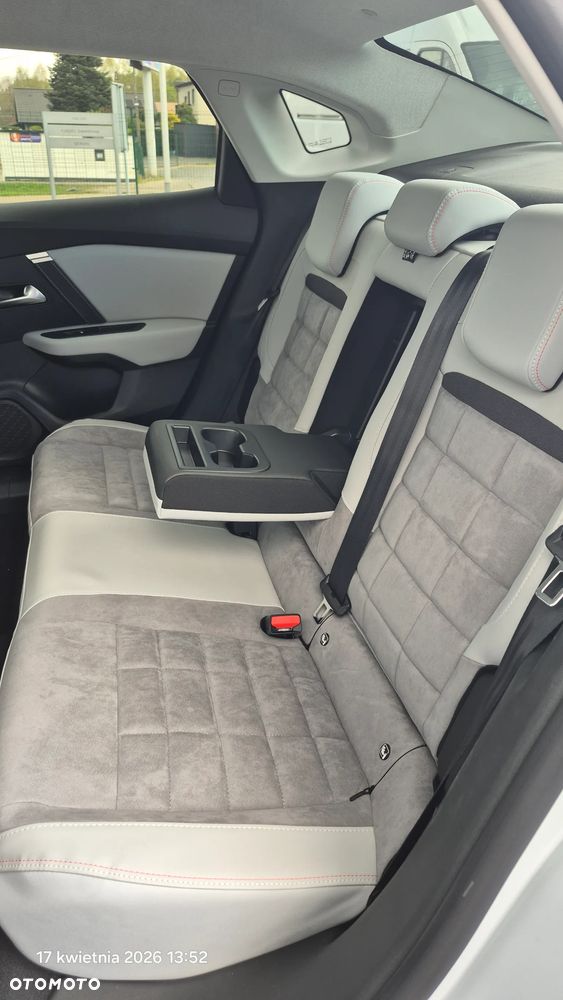 Citroën C4X 1.2 mHEV Max eDCT6 - 22