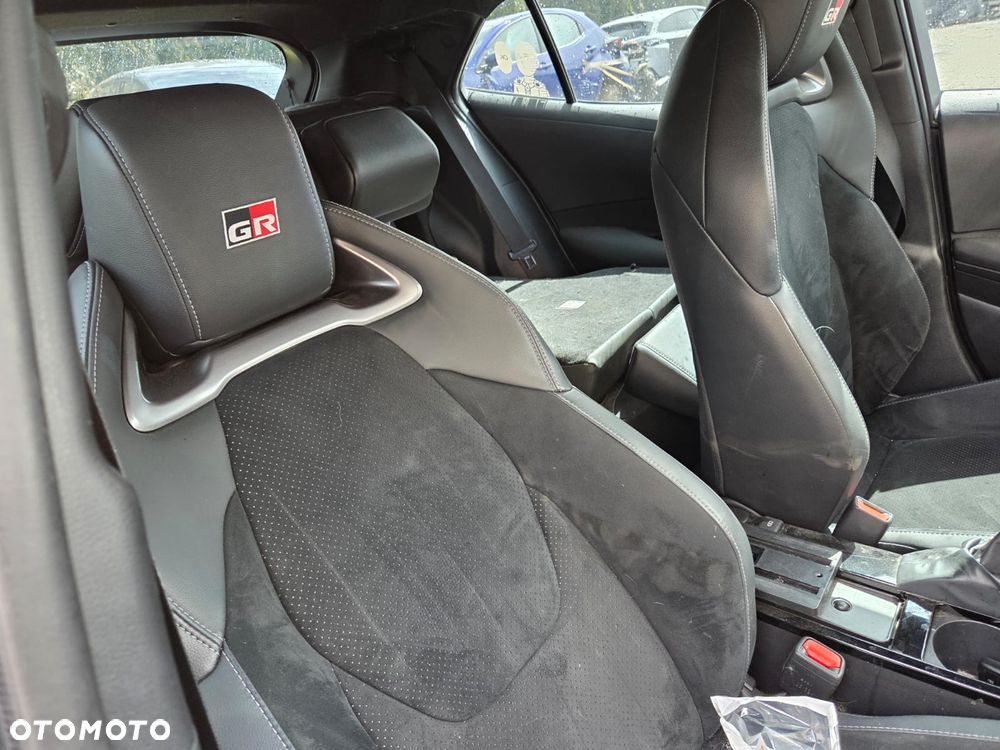 Toyota GR Corolla - 9