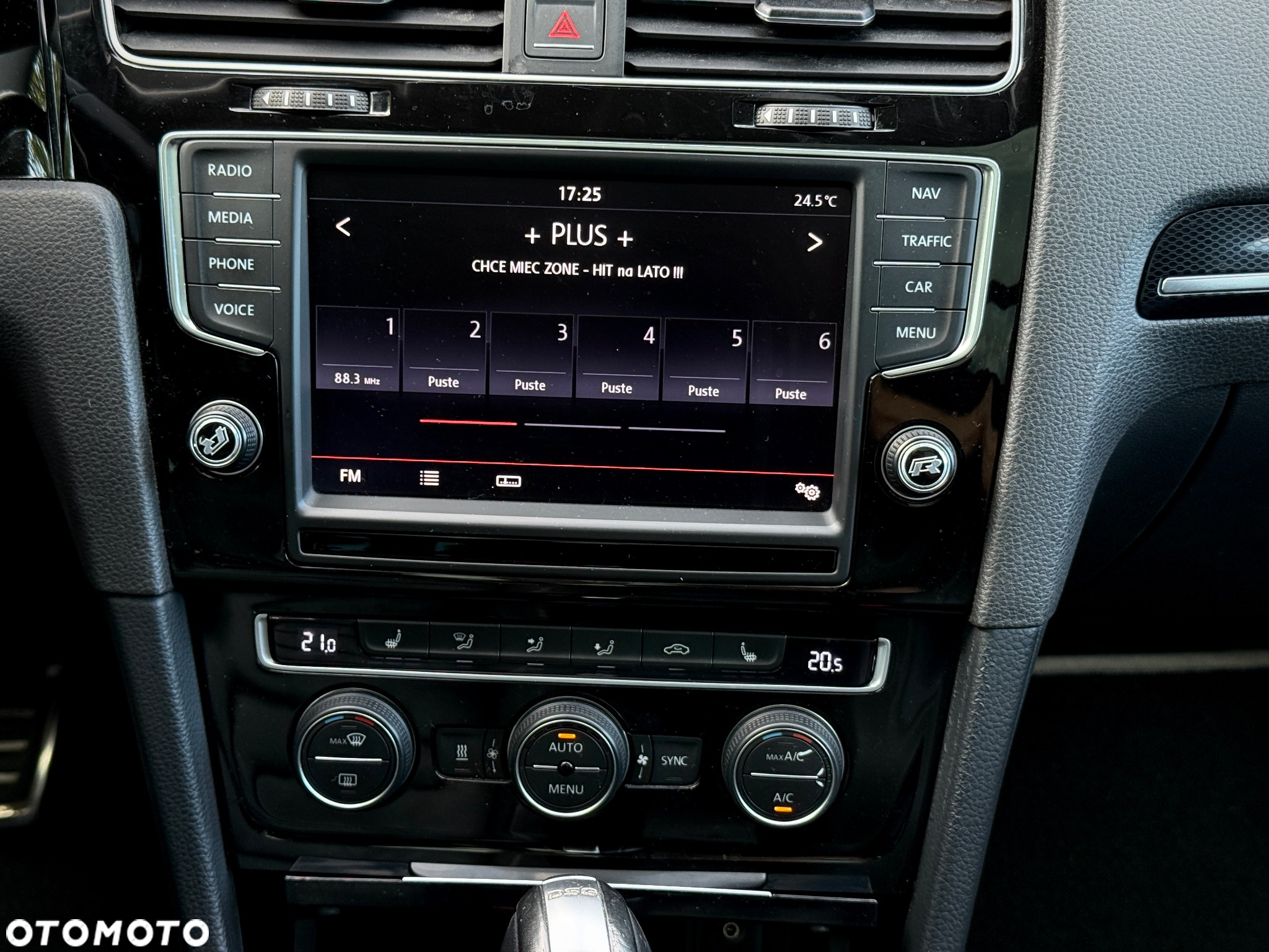 Volkswagen Golf VII 2.0 TDI BMT Highline DSG - 10