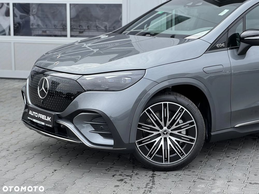 Mercedes-Benz EQE - 3