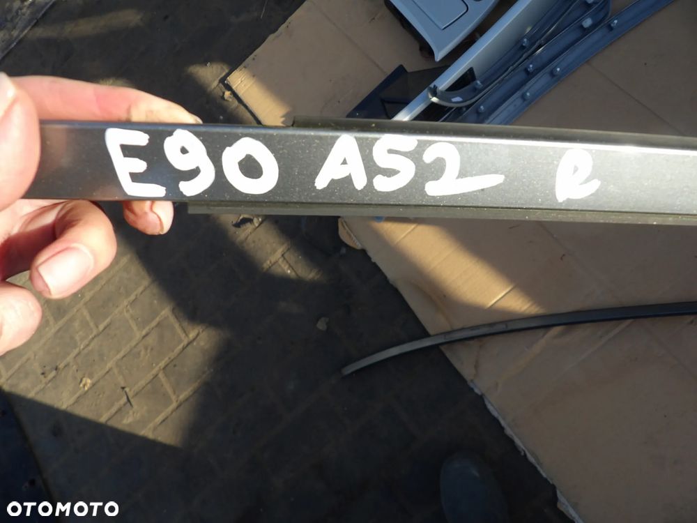 BMW - E90 - LISTWY DACHOWE - KOMPLET - PRAWA/LEWA - KOLOR A52 - 2