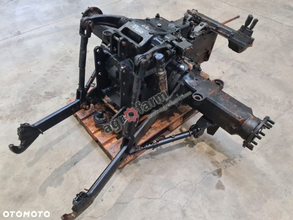 Tylny most New Holland T5040 87700831 - 2