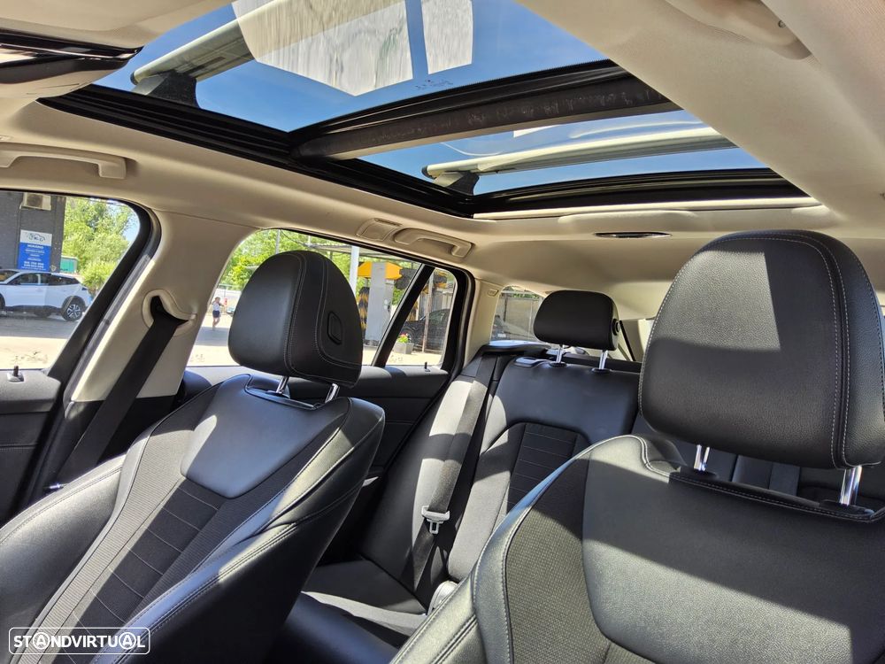 BMW 318 d Pack M - 6