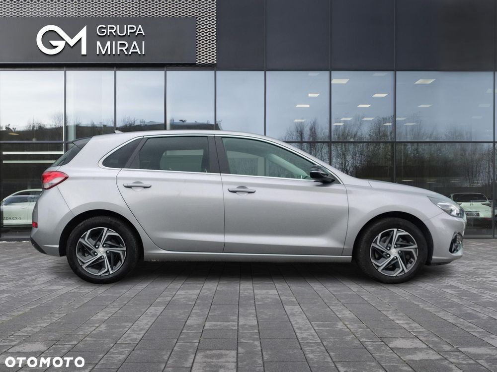 Hyundai i30 1.5 DPI Smart - 6
