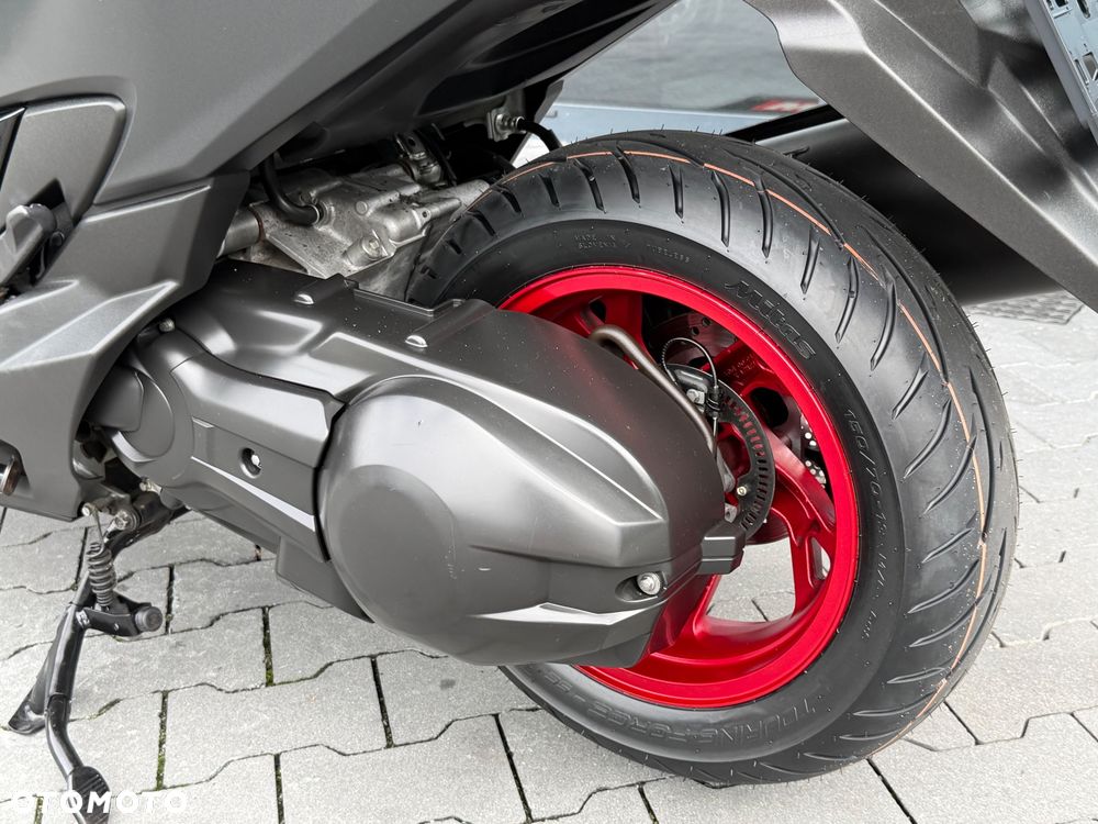 Suzuki Burgman - 33