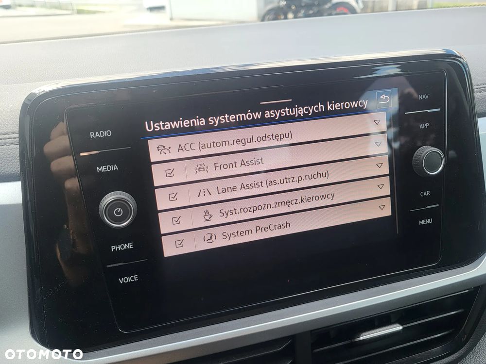 Volkswagen T-Roc 1.5 TSI Life - 13