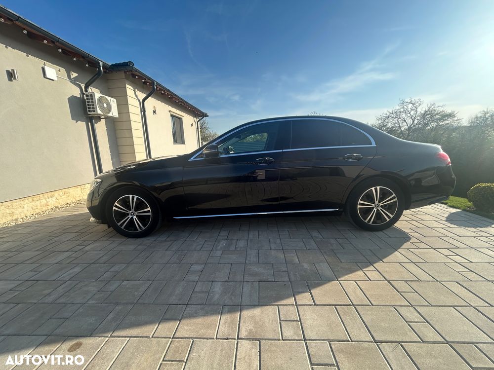 Mercedes-Benz E 220 d 9G-TRONIC - 4