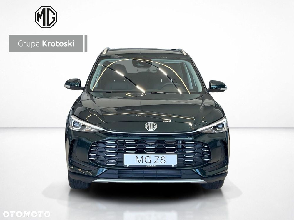 MG ZS Hybrid+ - 10