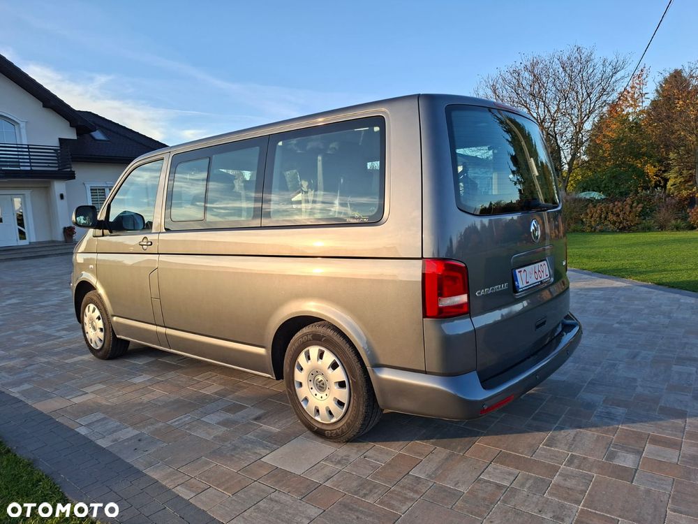 Volkswagen Caravelle - 4