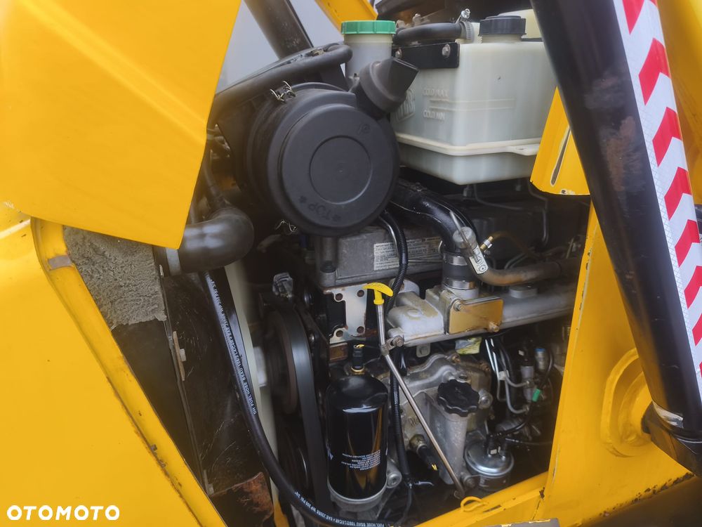JCB 2CX - 8