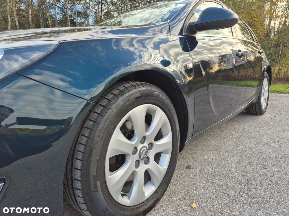 Opel Insignia - 32