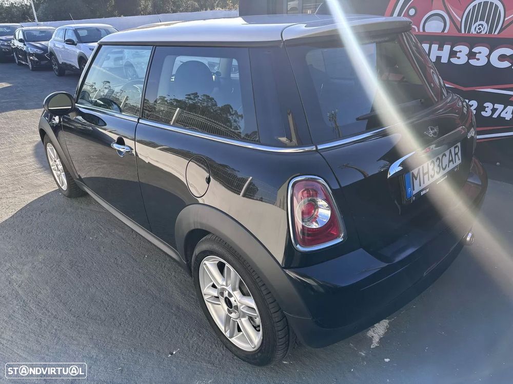 MINI 3 Portas Cooper D - 7
