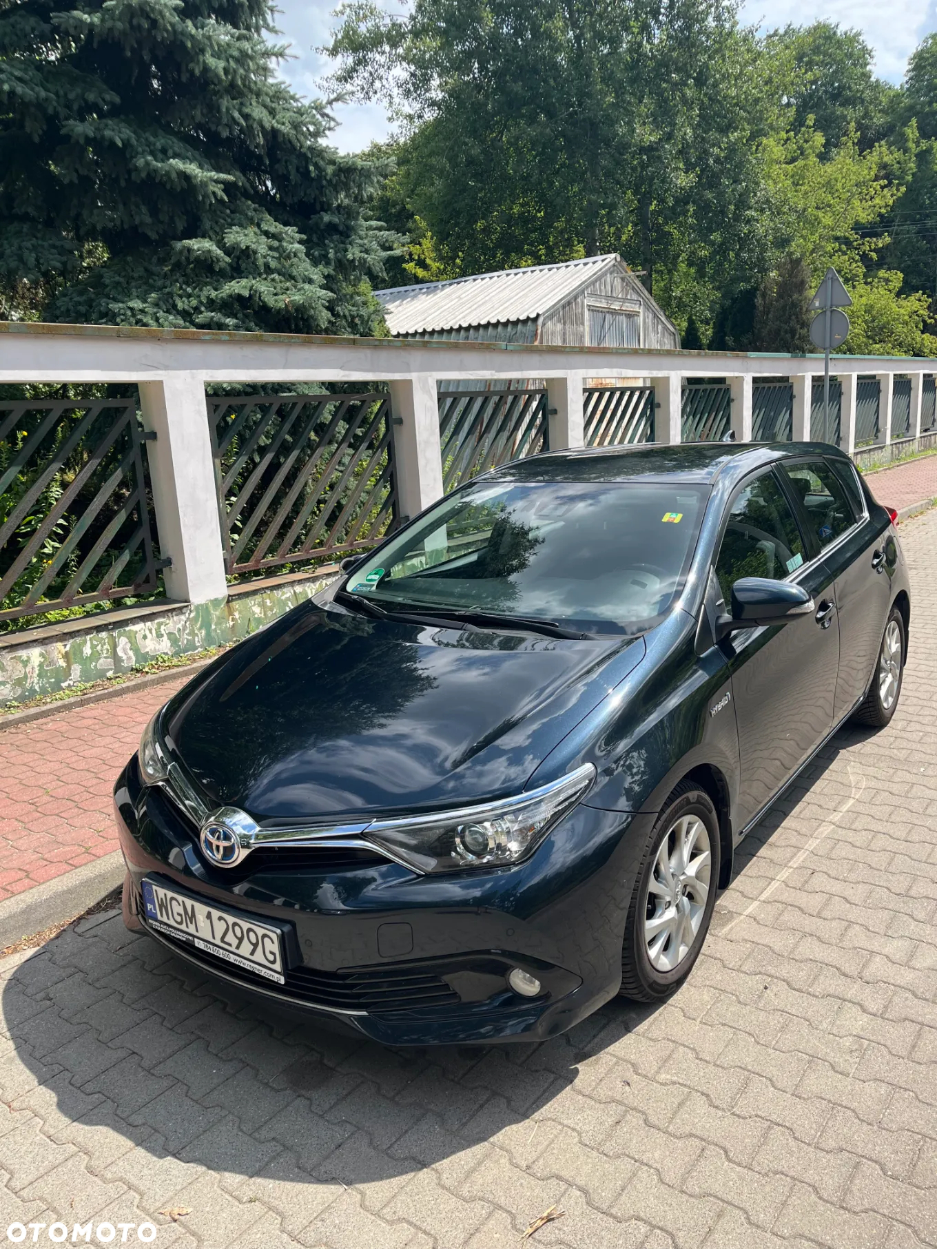 Toyota Auris Hybrid 135 Prestige - 11
