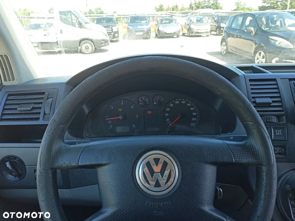 Volkswagen Transporter - 10