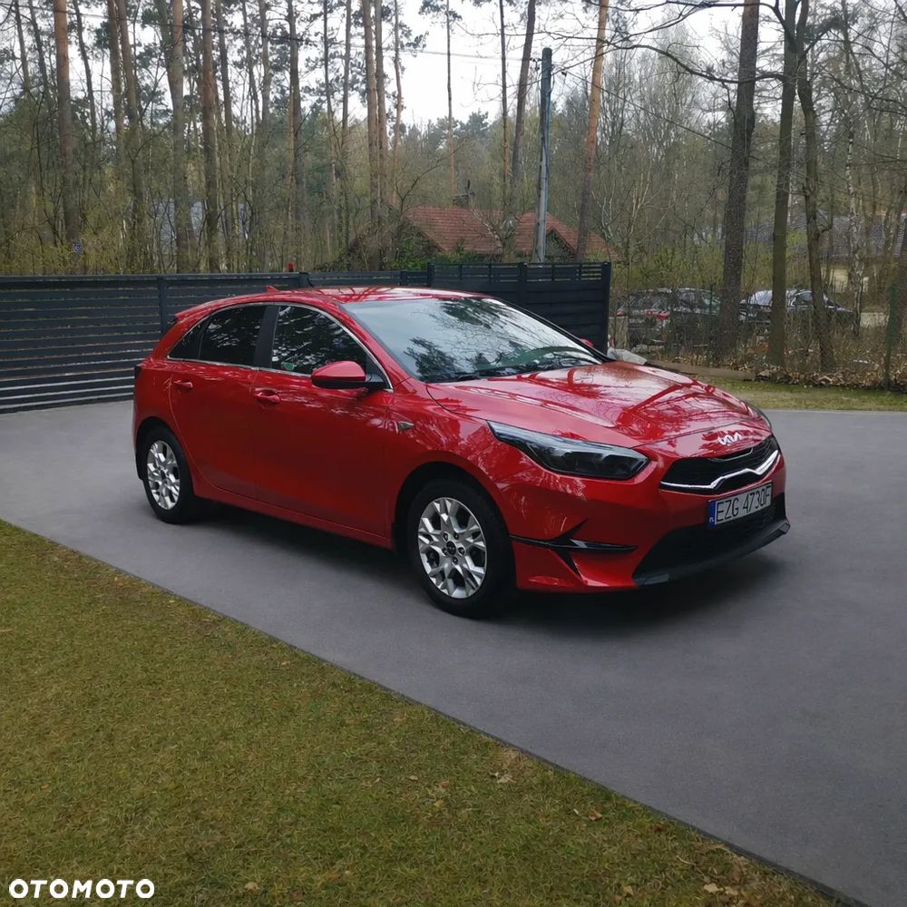 Kia Ceed - 8