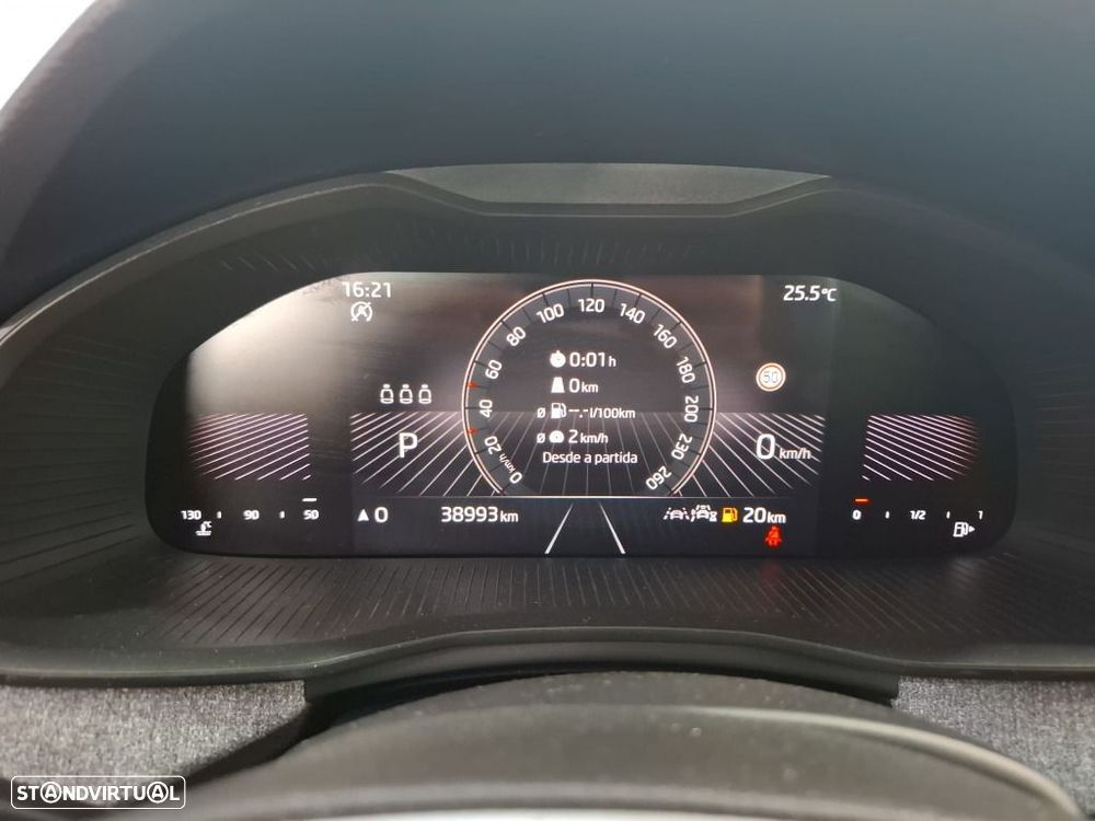 Skoda Kamiq 1.0 TSI Selection DSG - 21