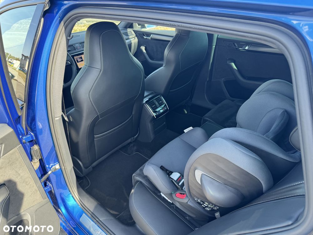 Skoda Superb 2.0 TDI 4x4 Sportline DSG - 18